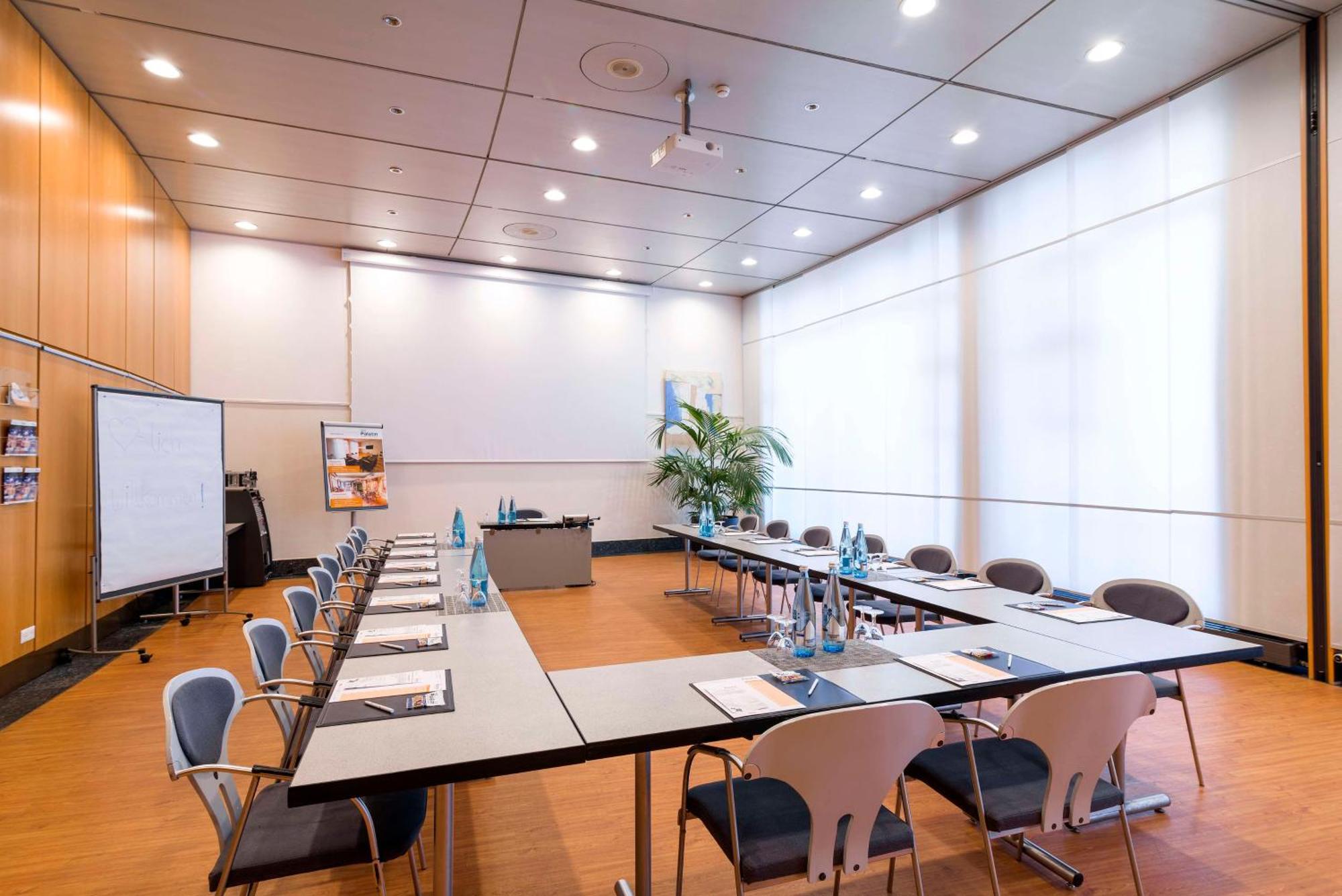 Best Western Plus Palatin Kongresshotel Wiesloch Bagian luar foto